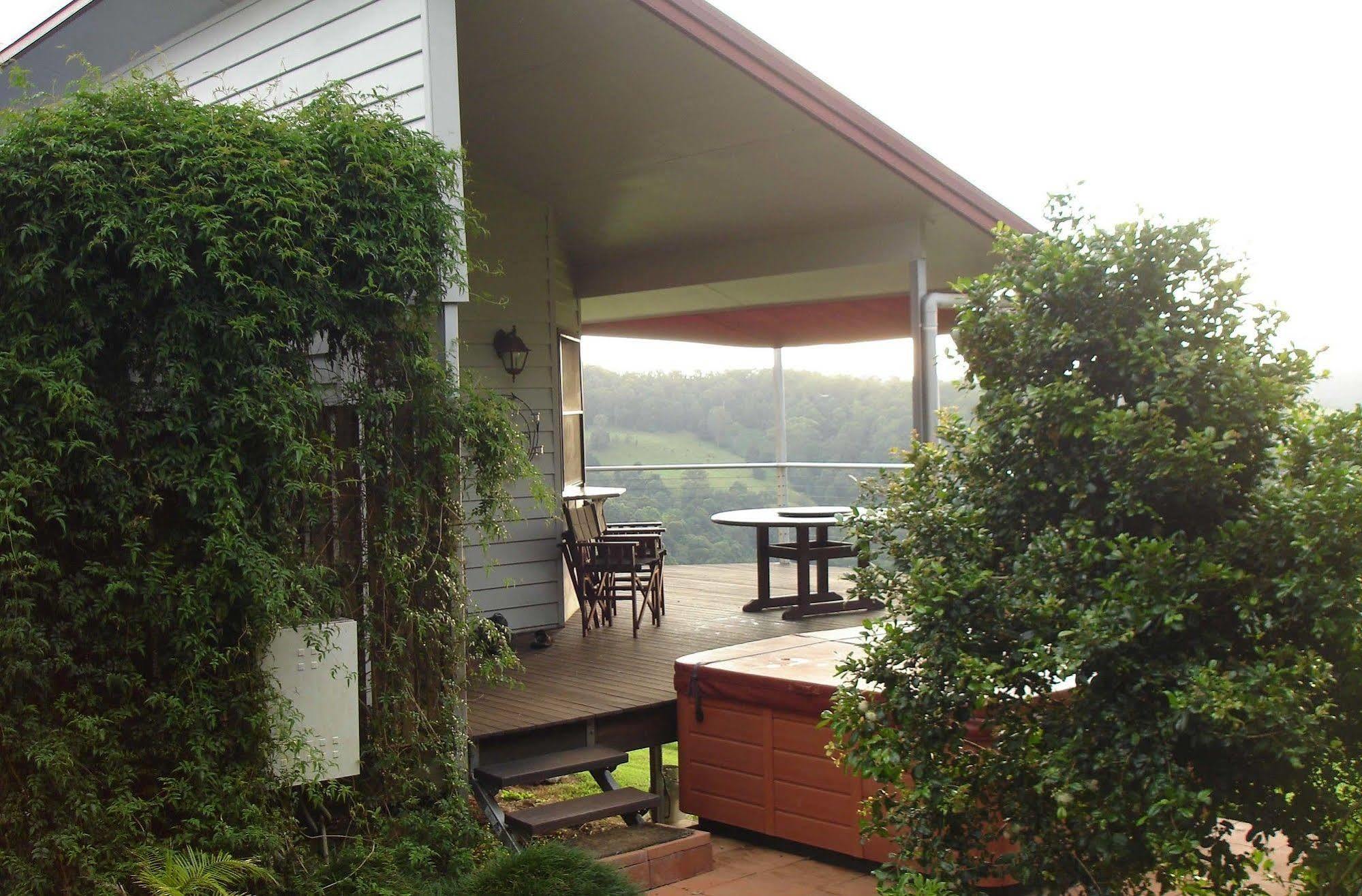 Hunchy Hideaway Aparthotel Montville Kültér fotó